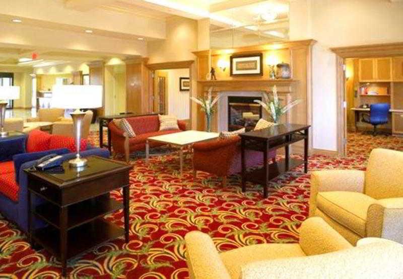 คอร์ตยาร์ด แอครอน ดาวน์ทาวน์ สโตว์ Hotel Stow ภายนอก รูปภาพ